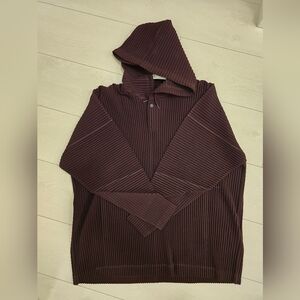 Issey Ribbed Burgundy Hooded Sweater